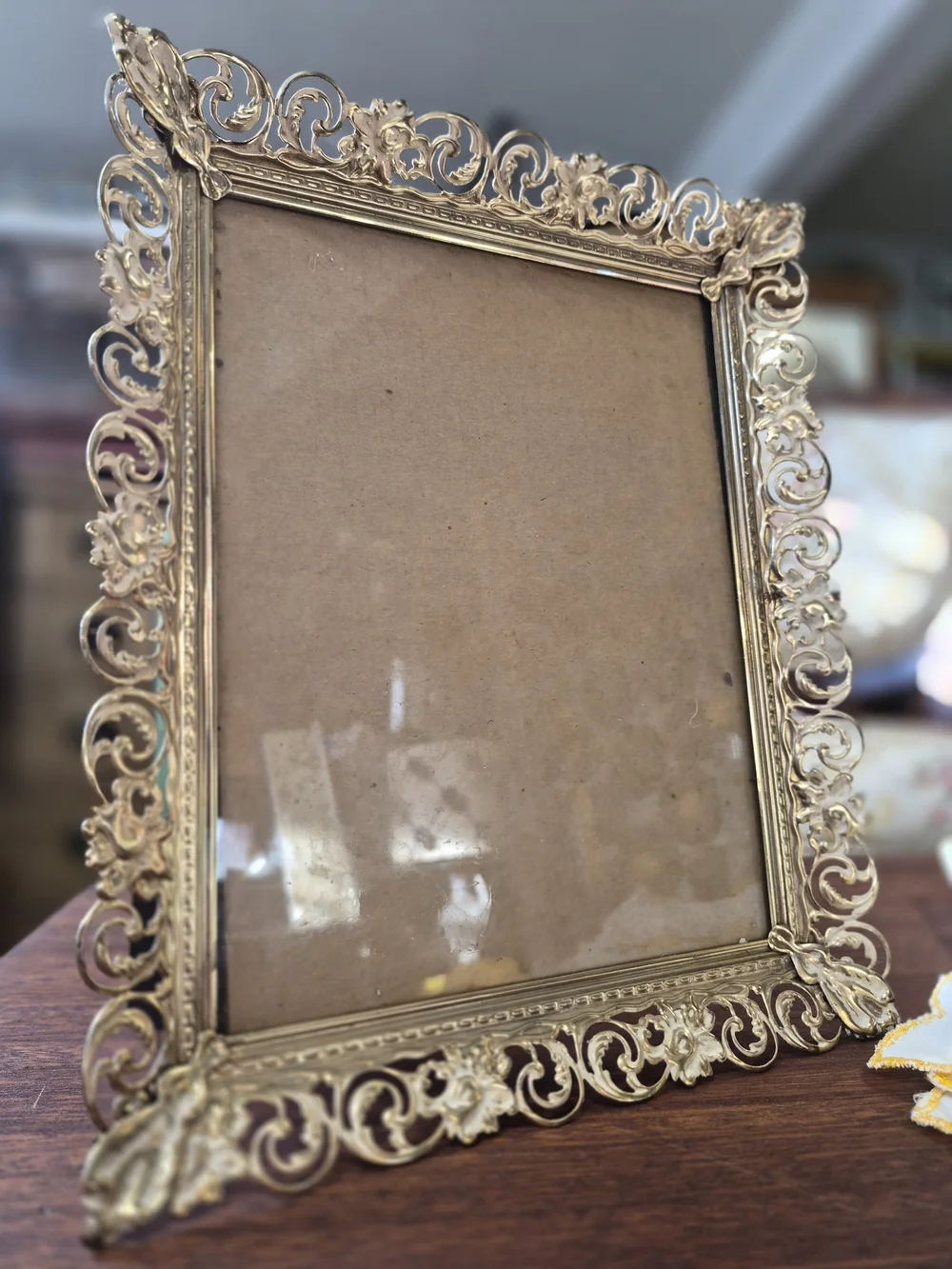 Ornate Gold Vintage 8×10 Decorative Picture Frame